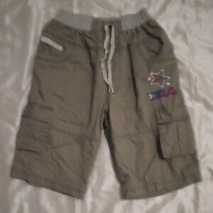 Rocker Jins boy's cargo shorts size XL elastic waits